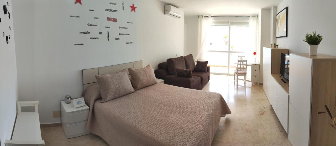 Nuevo Roca Chica, Primera Linea Playa,Torremolinos Exteriör bild