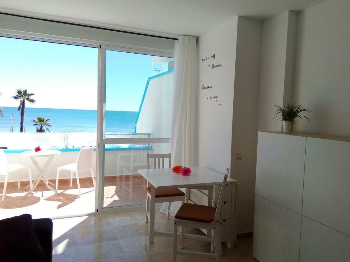 Nuevo Roca Chica, Primera Linea Playa,Torremolinos Exteriör bild