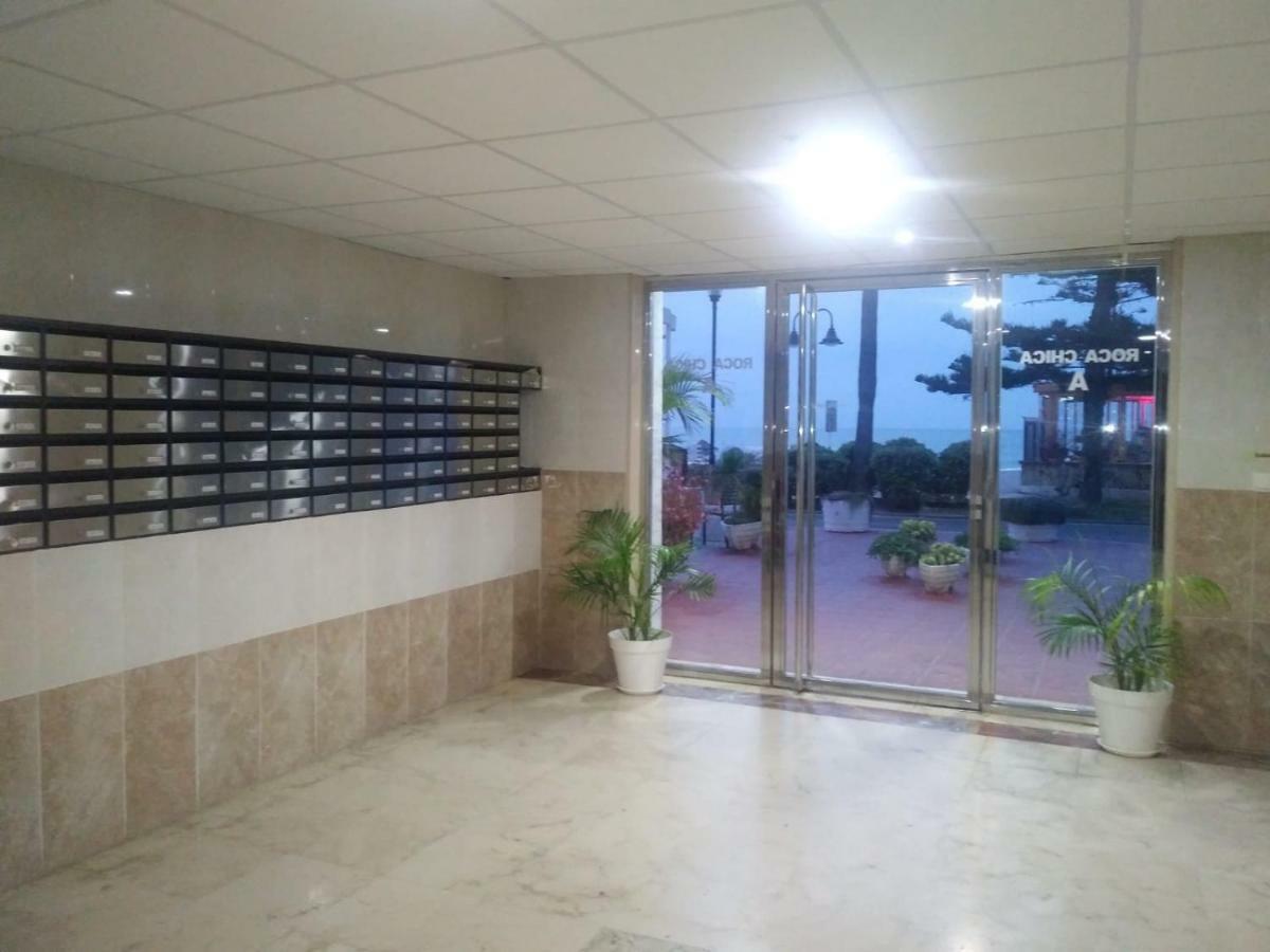 Nuevo Roca Chica, Primera Linea Playa,Torremolinos Exteriör bild